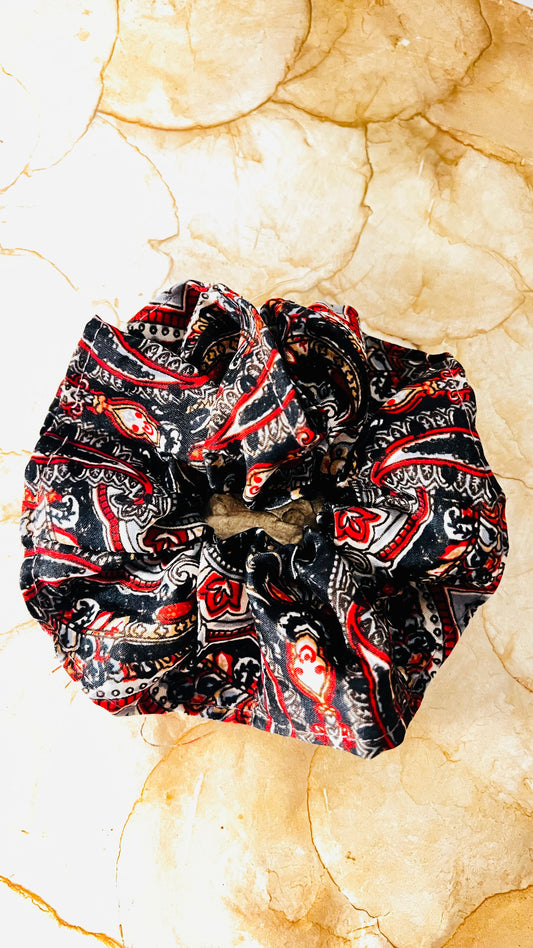 Seiden Scrunchie