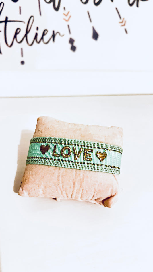 Love Armband