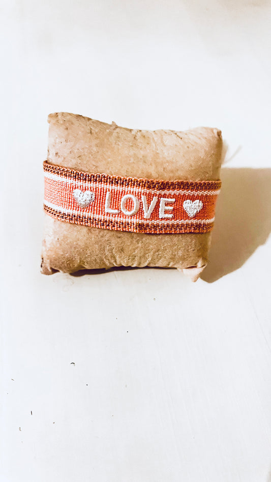 Love Armband