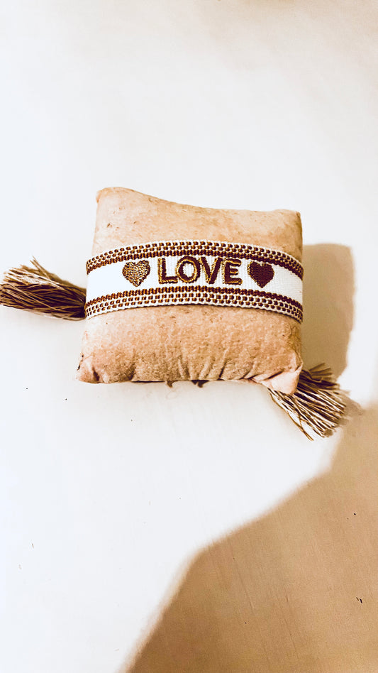 Love Armband