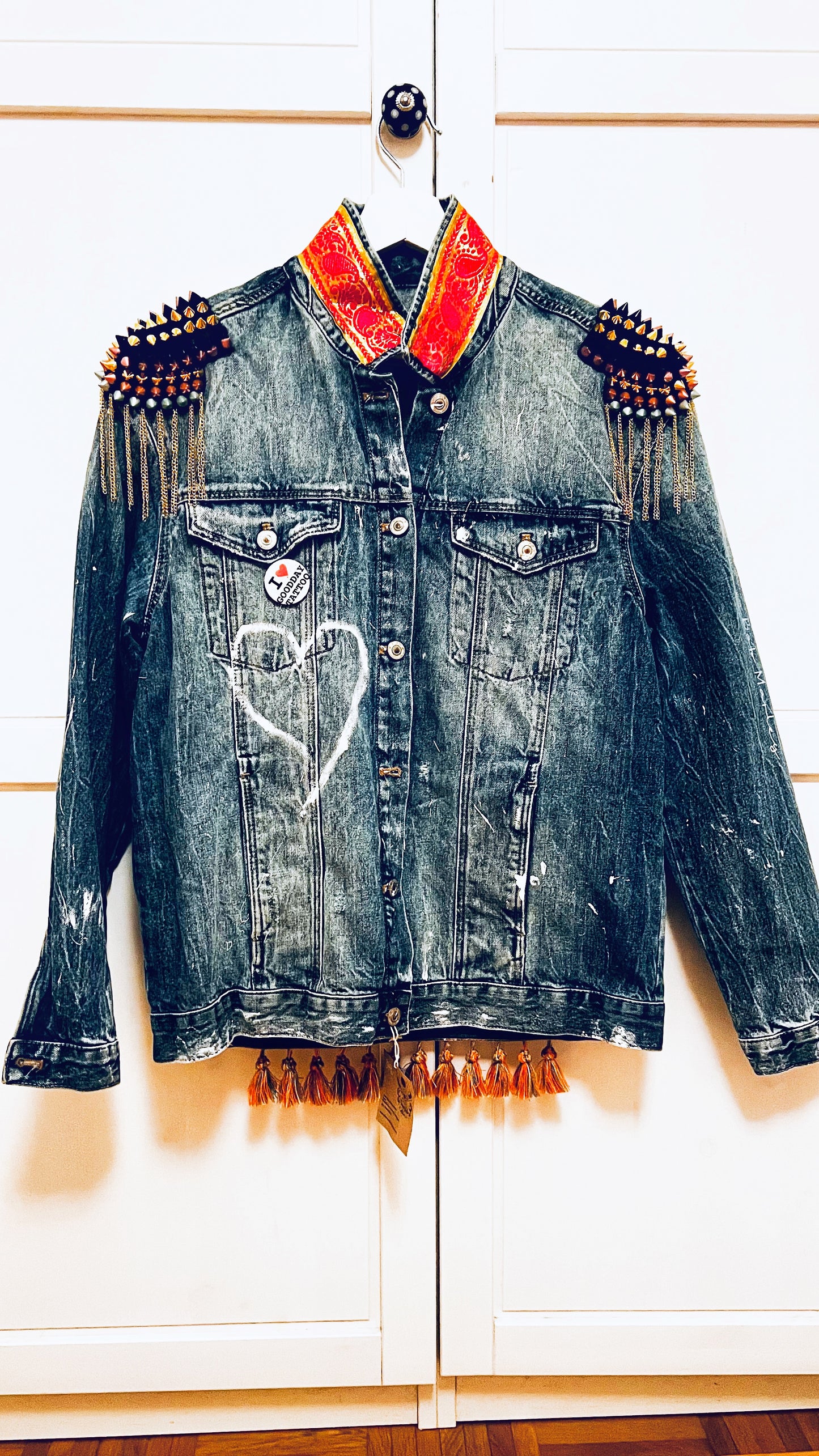 Like a Lion in Zion Jacke