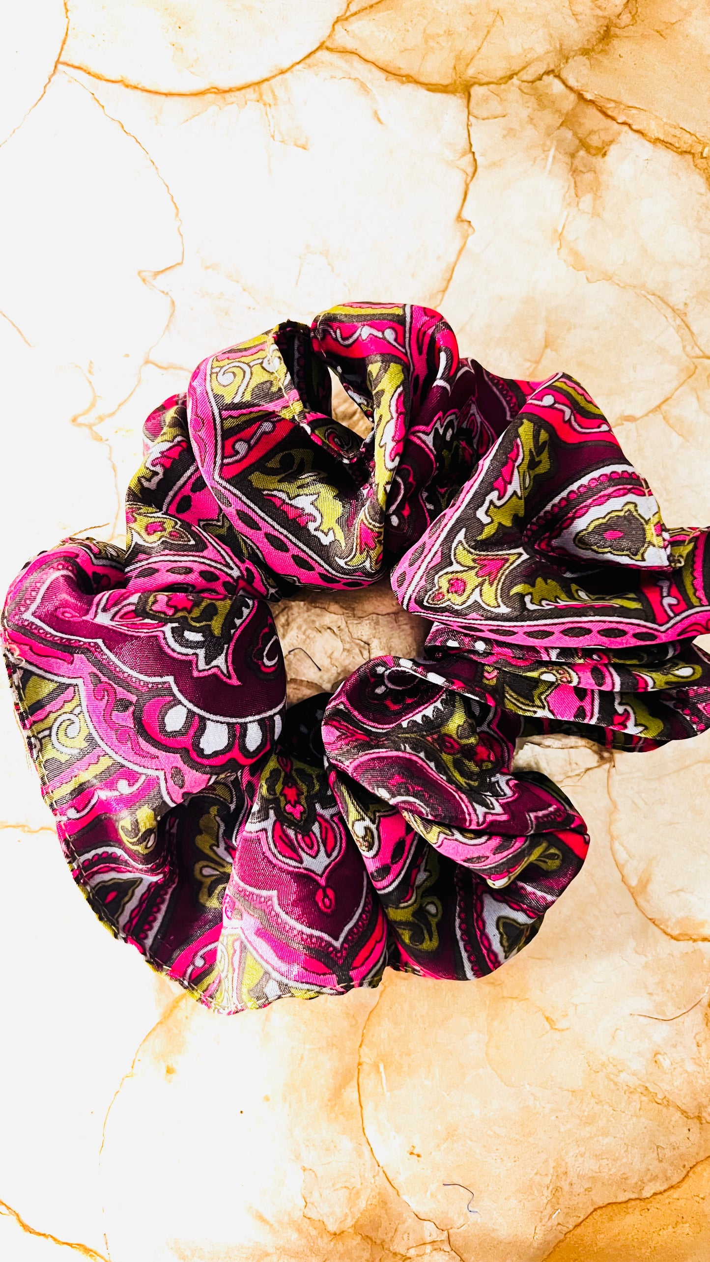 Seiden Scrunchie