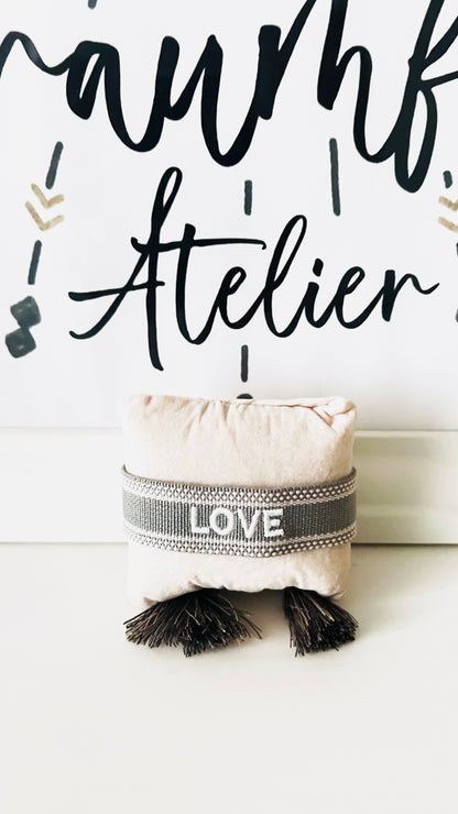 Love Armband