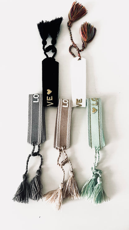 LOVE ARMBAND