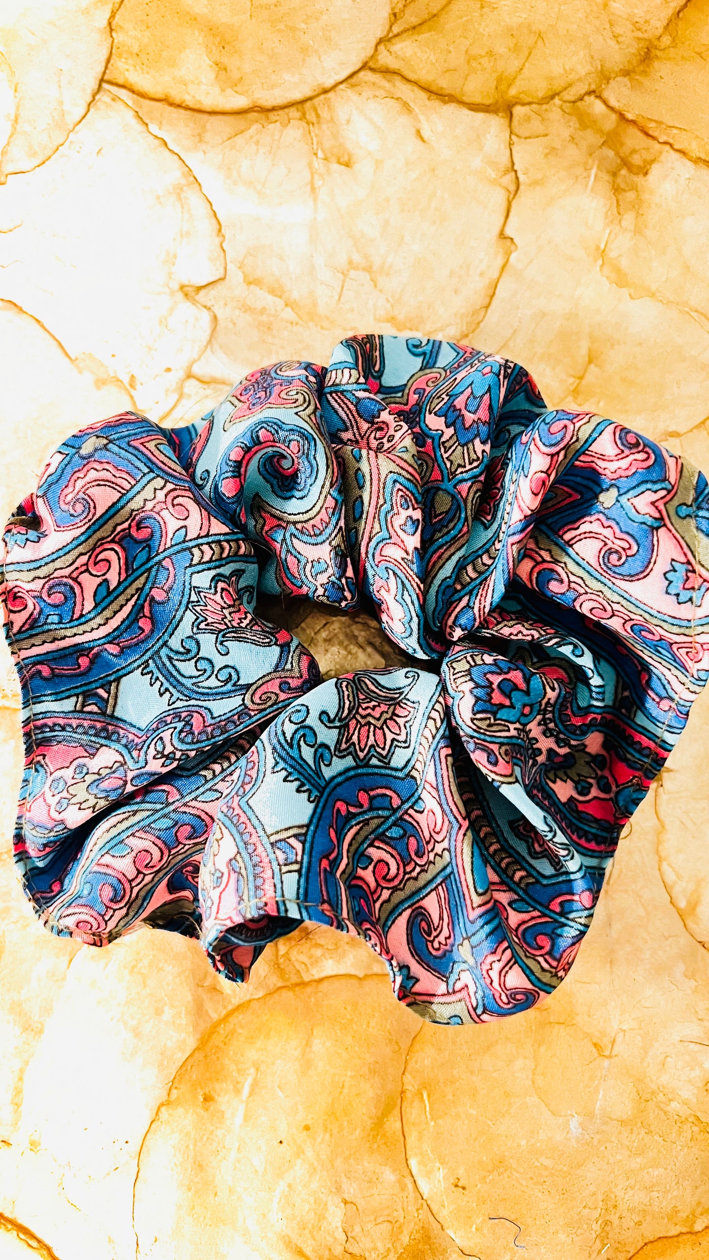 Seiden Scrunchie