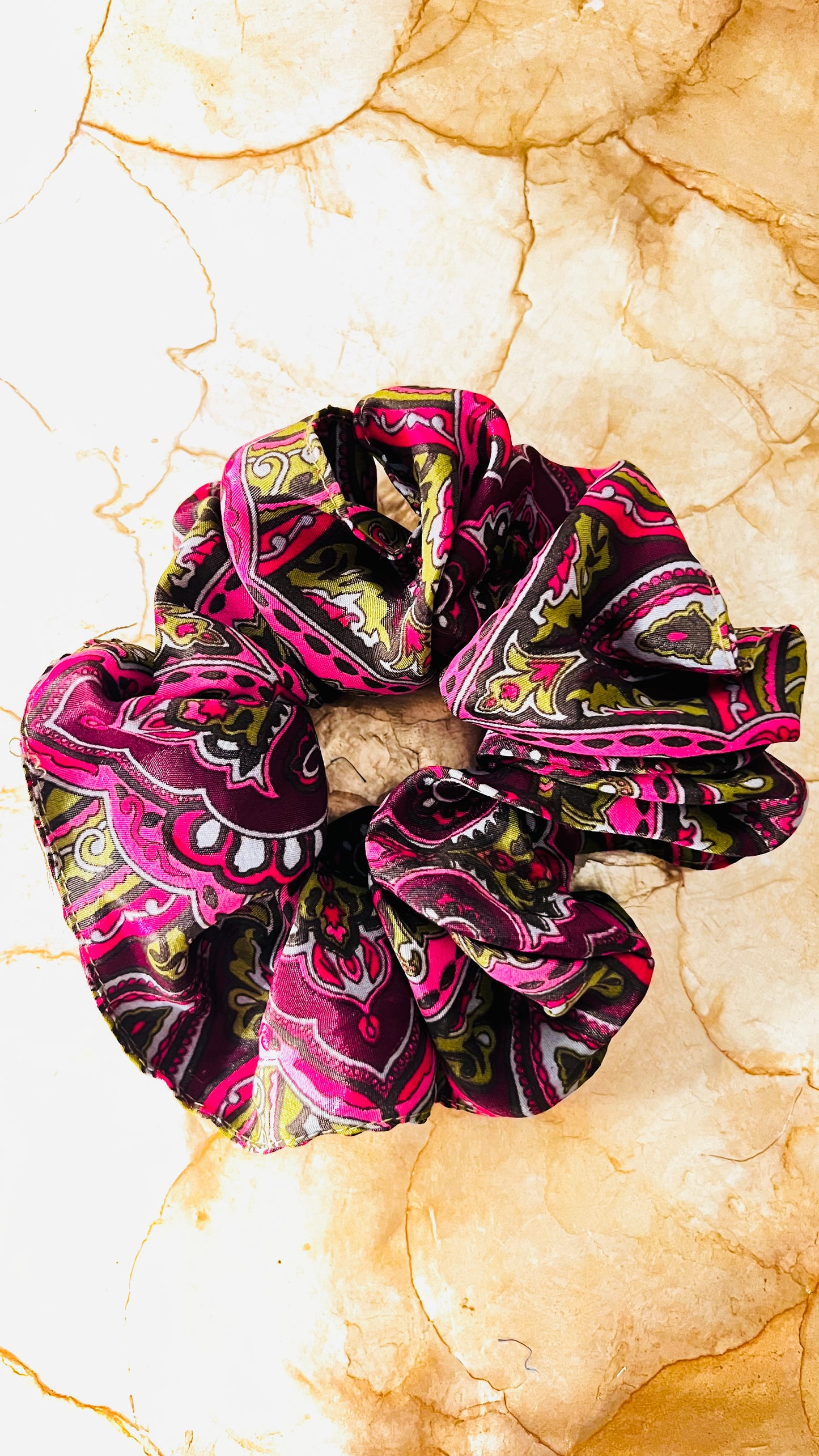 Seiden Scrunchie