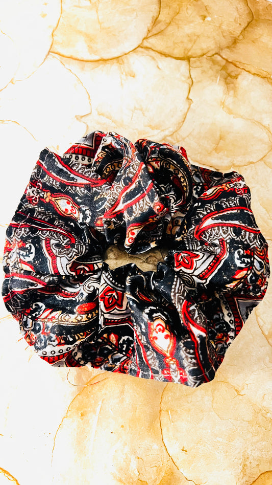 Seiden Scrunchie