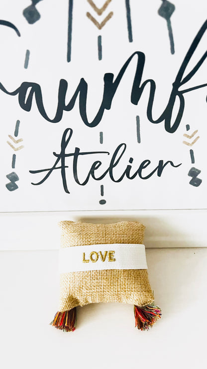 Love Armband